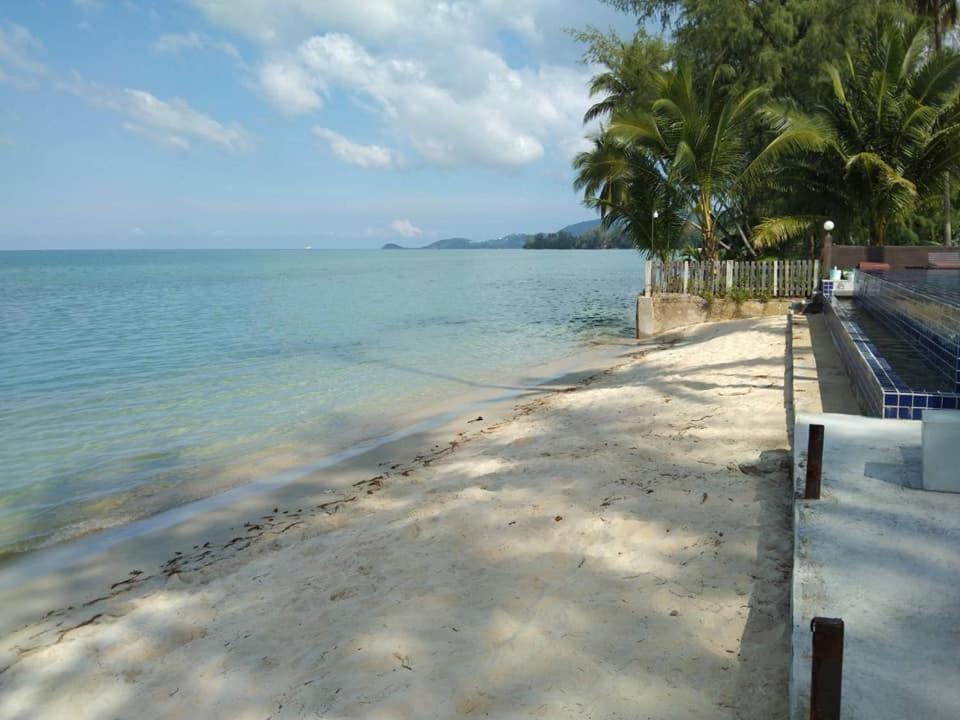 Lipa Bay Resort Lipa Noi Eksteriør bilde