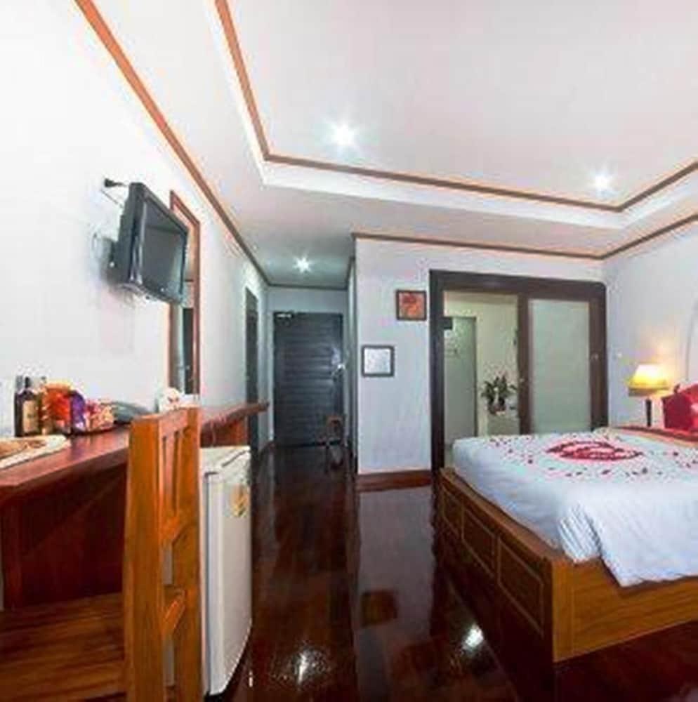Lipa Bay Resort Lipa Noi Eksteriør bilde