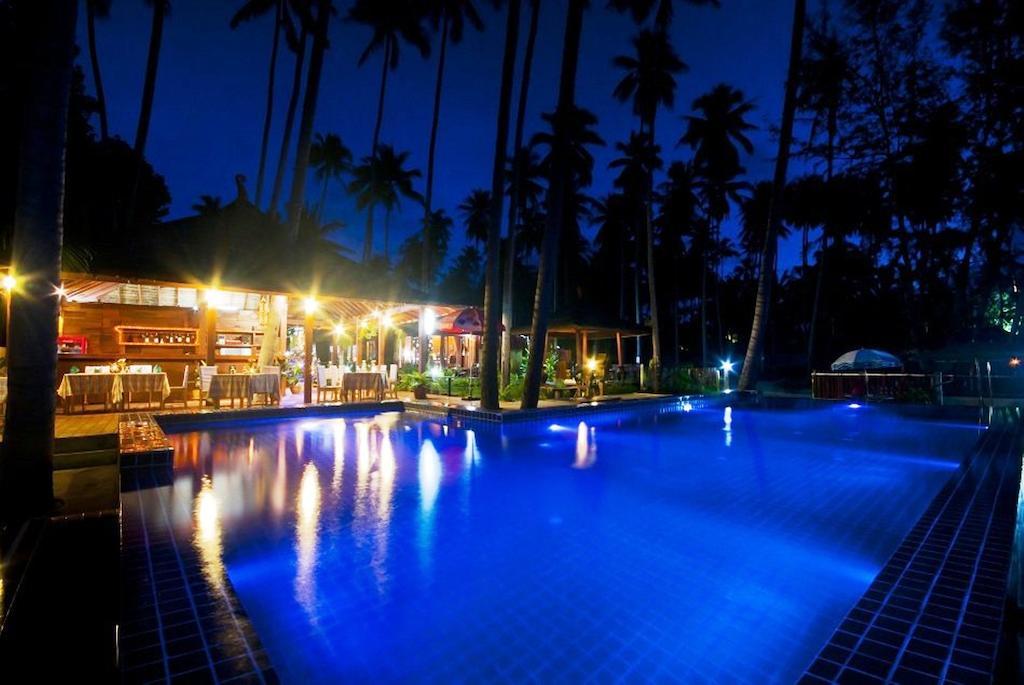 Lipa Bay Resort Lipa Noi Eksteriør bilde